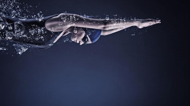 Uimalasit vahvuuksilla auttavat n&auml;kem&auml;&auml;n pinnanalaisen maailman