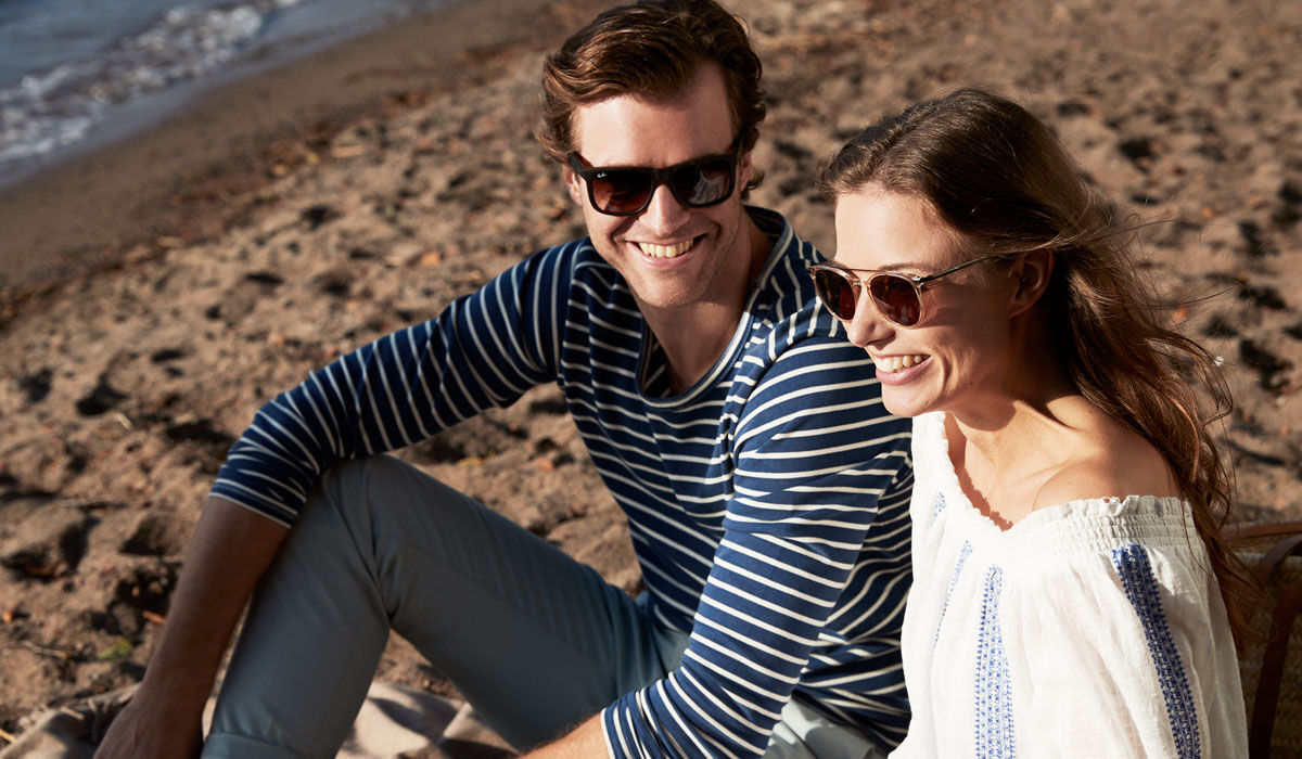 Kes&auml;n aurinkolasimallit ottavat inspiraatiota 60- ja 70-luvun muodoista.